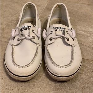 White sperrys